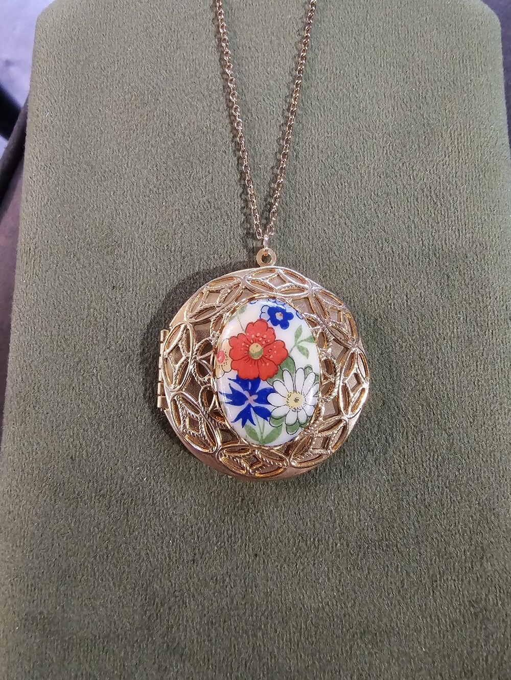 Vintage Locket Necklace